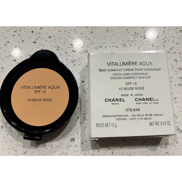 Chanel -  Vitalumiere Cream Compact - 42 Beige Rose - Picture 1 of 3